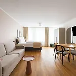 Limehome Wiesdorfer Platz 3* Leverkusen