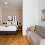 Limehome Wiesdorfer Platz 3* Leverkusen