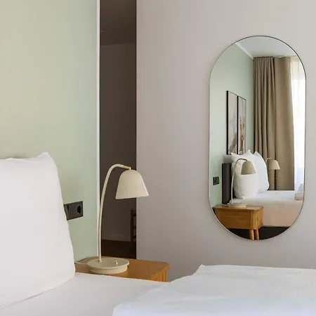 Limehome Wiesdorfer Platz Lägenhetshotell 3*