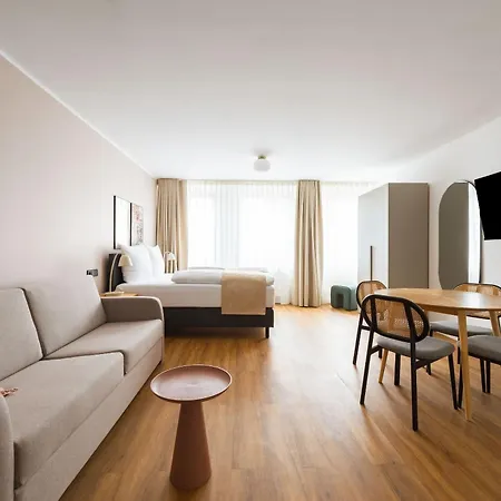 Limehome Wiesdorfer Platz 3* Leverkusen