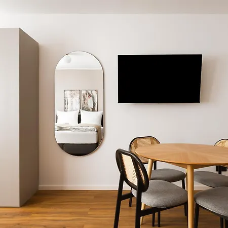 Limehome Wiesdorfer Platz 3* Leverkusen